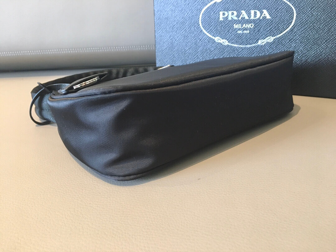 Prada Re-Edition 2000 Nylon Hobo Bag 1NE515 Black with Red Logo