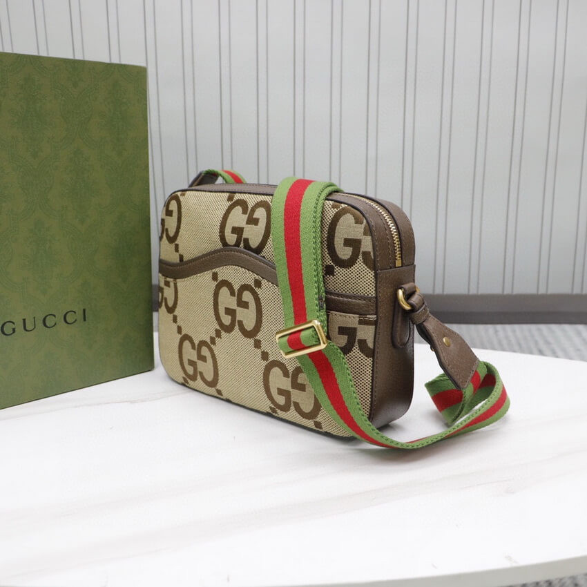 Gucci Messenger Bag With Jumbo GG 675891