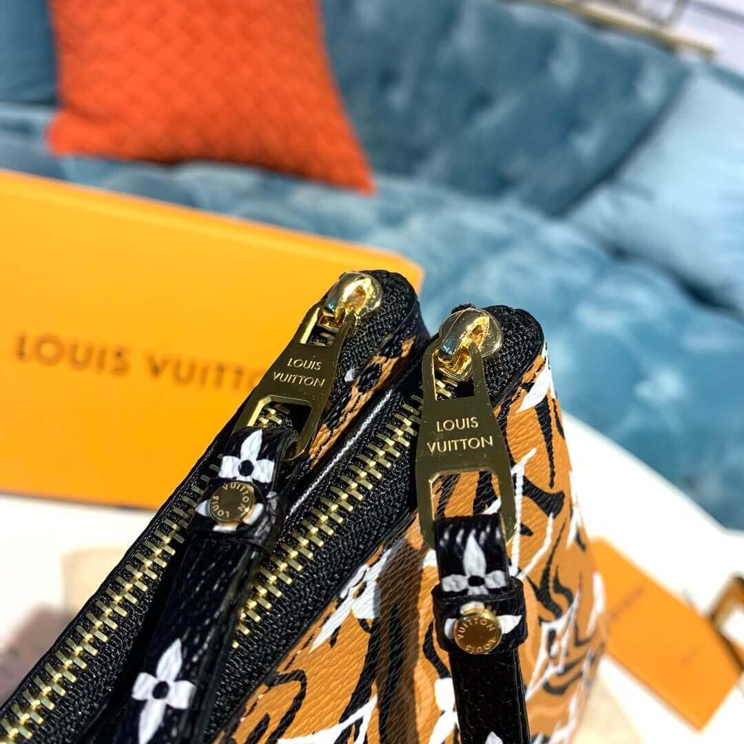 Louis Vuitton Double Zip Pochette M67874