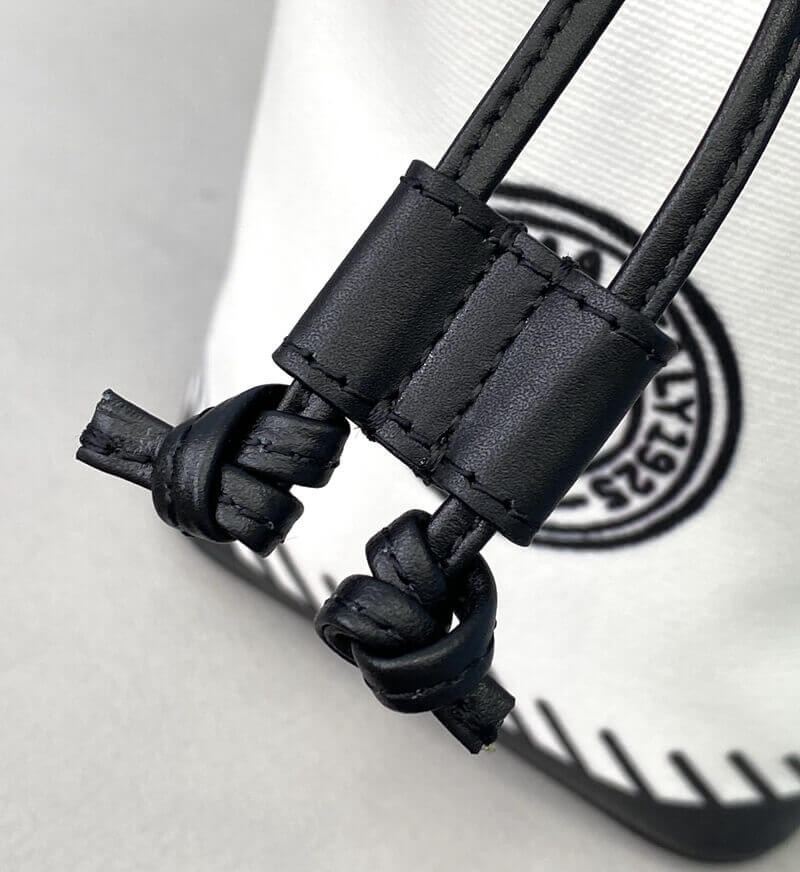 Fendi Mon Tresor Mini Bucket Bag 8BS010