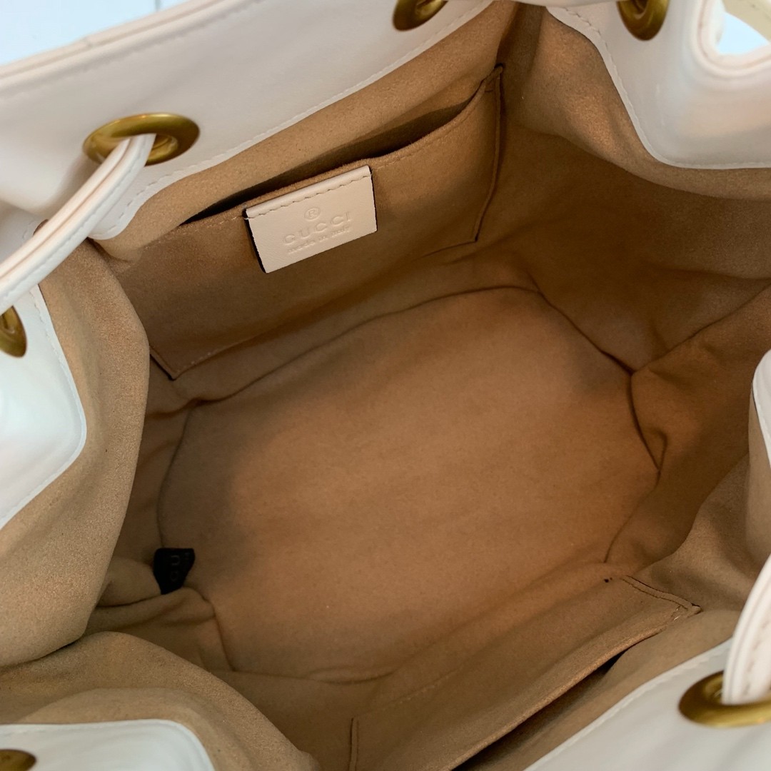 Gucci GG Marmont Quilted Leather Bucket Bag 476674