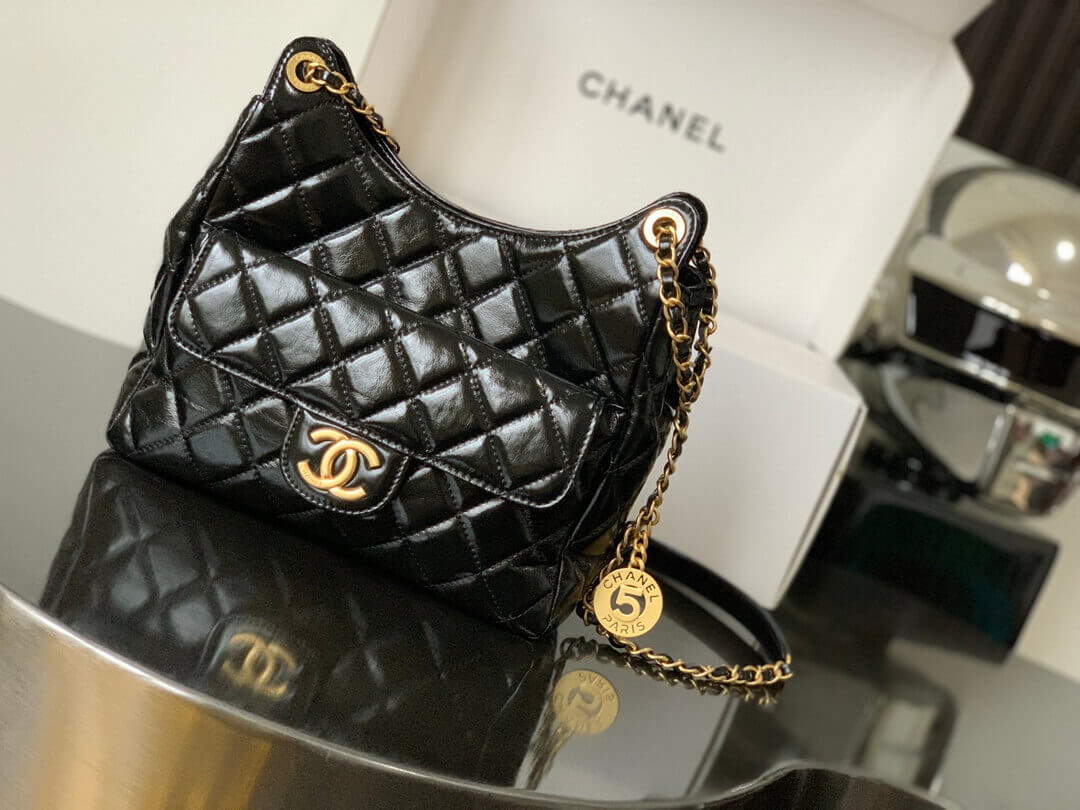 Chanel Hobo Bag in Shiny Crumpled Calfskin AS3690
