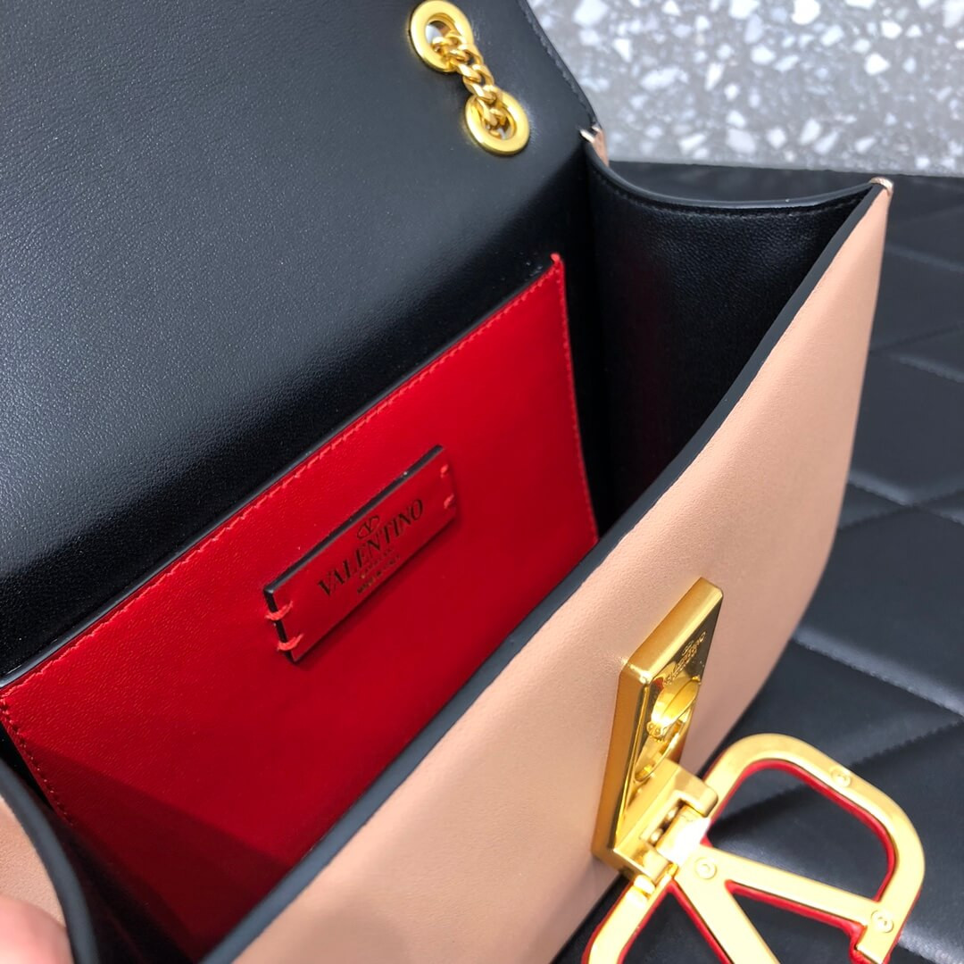 Valentino Garavani Vlock Calfskin Shoulder Bag 0027