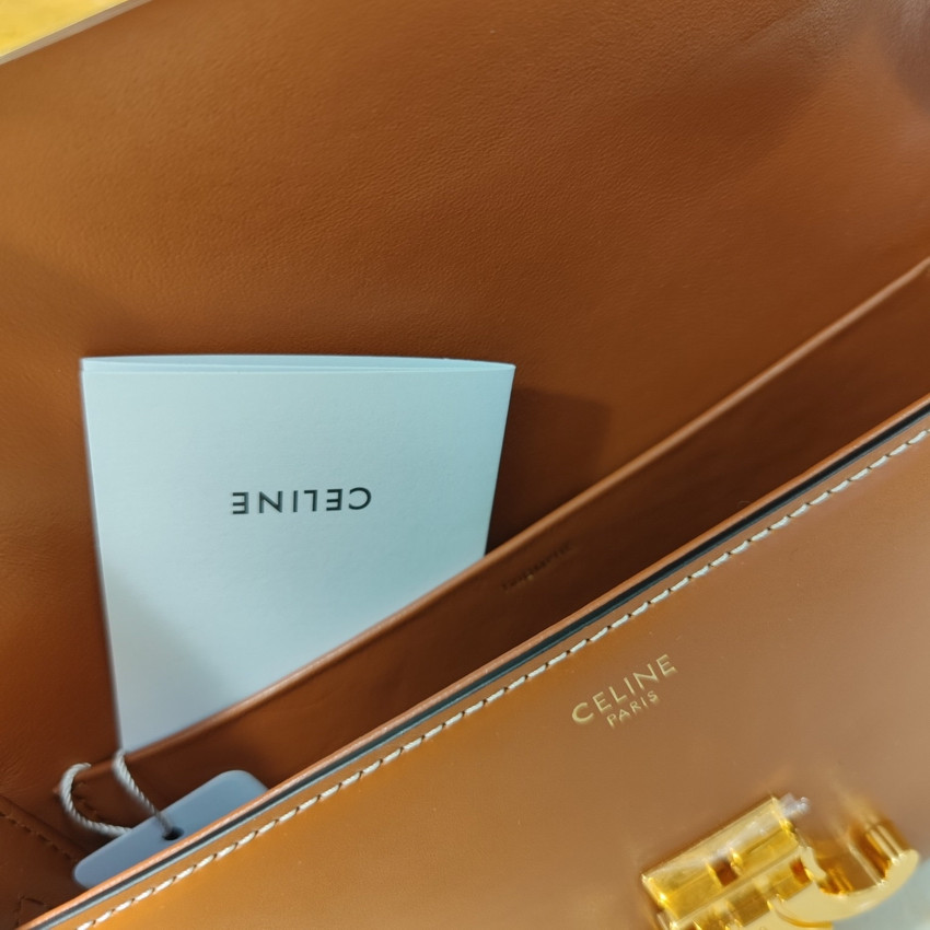 Celine Triomphe Shoulder Bag In Natural Calfskin 194143 Tan
