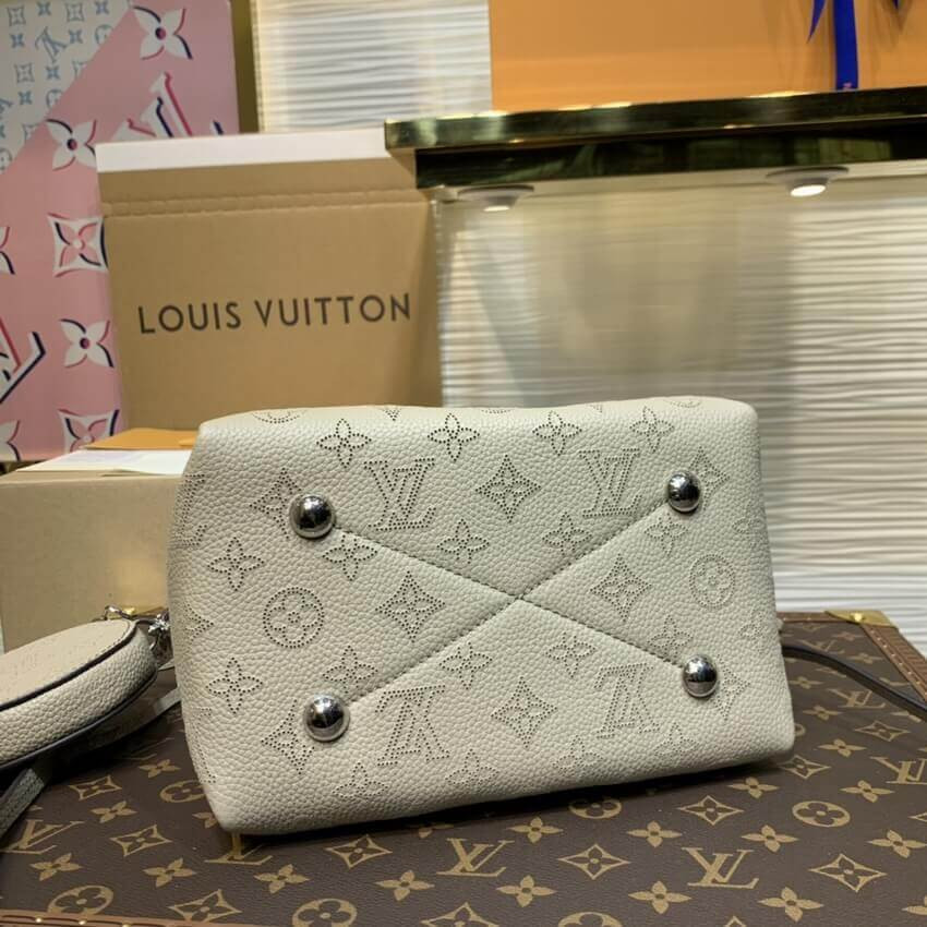 Louis Vuitton Mahina Leather Bella M57201