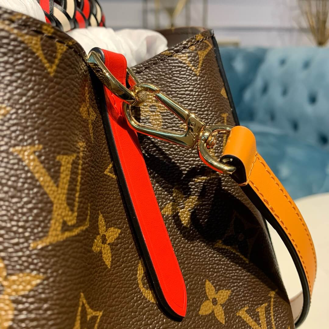 Louis Vuitton Monogram Canvas Montaigne MM M44672