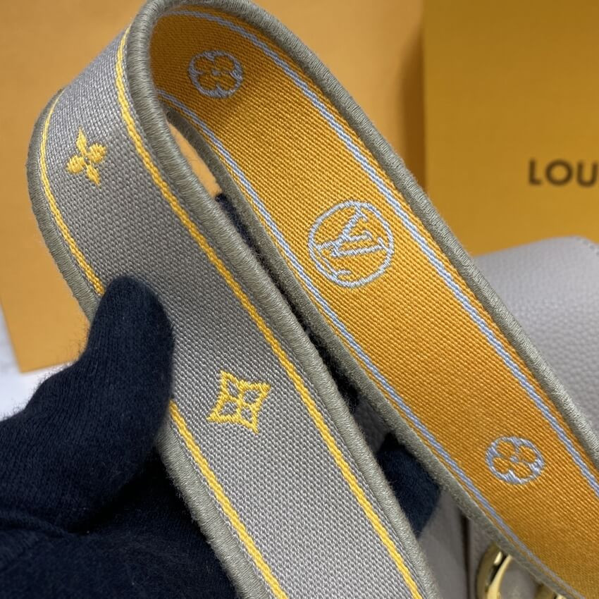Louis Vuitton LV Pont 9 Soft MM M58967 Gris