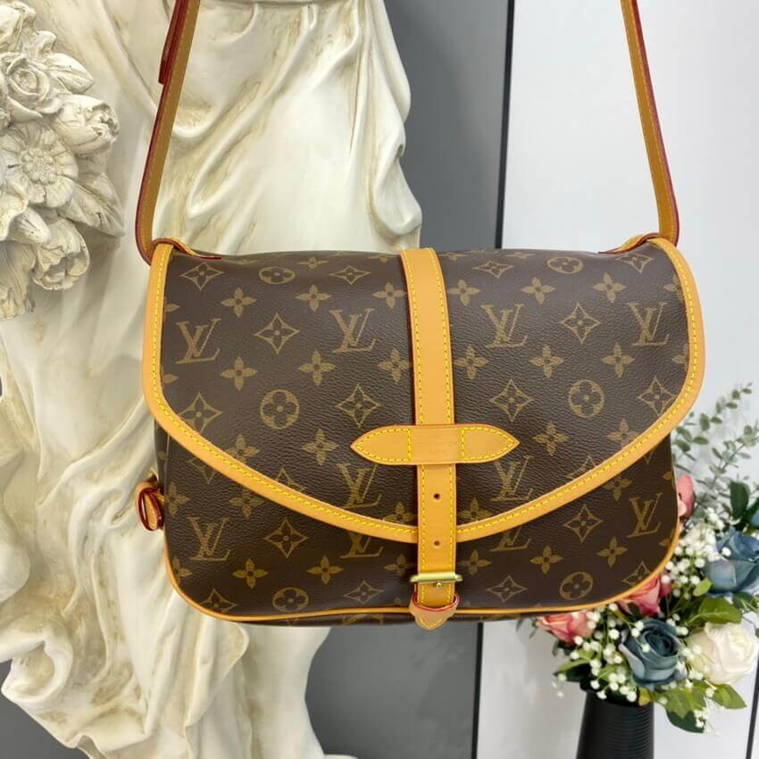 Louis Vuitton Monogram Canvas Saumur MM M42256