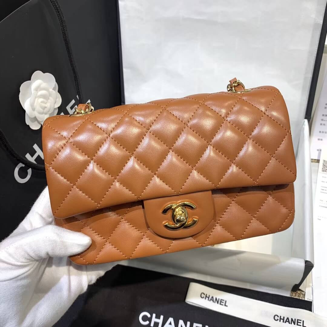Chanel Lambskin 20cm Classic Flap Bag 1116