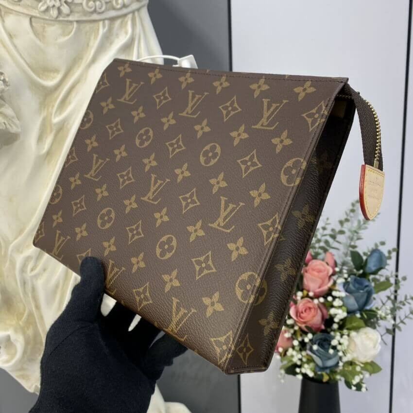 Louis Vuitton Monogram Poche Toilette 26 M47542