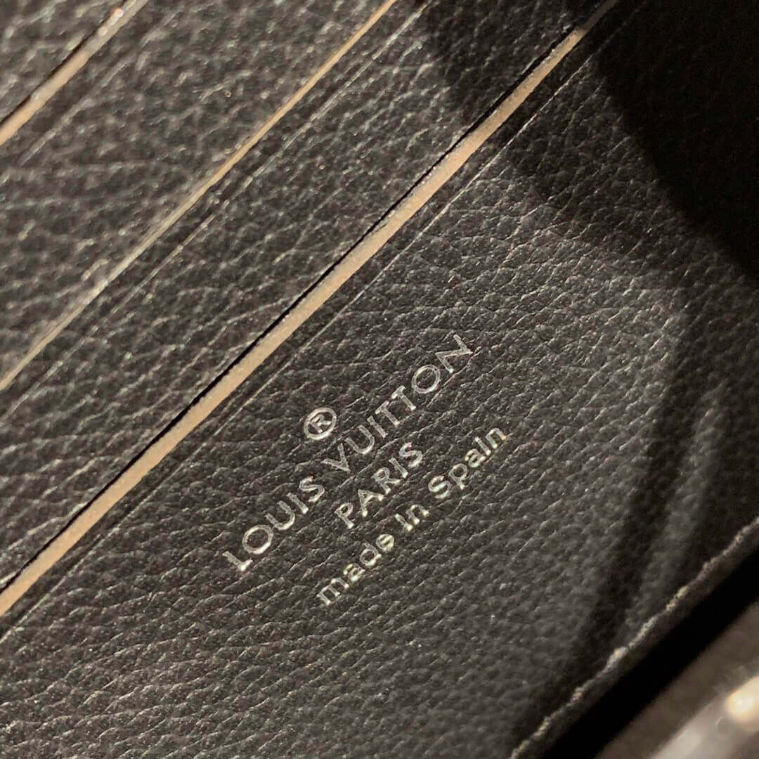 Louis Vuitton Nano Lockme Bucket M68709