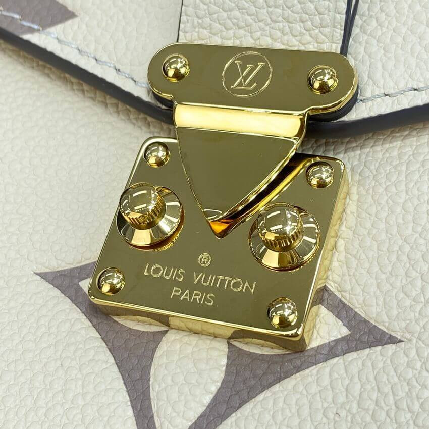 Louis Vuitton Pochette Metis M45596