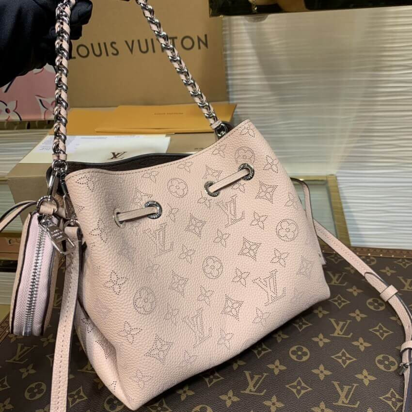 Louis Vuitton Mahina Leather Bella M57068