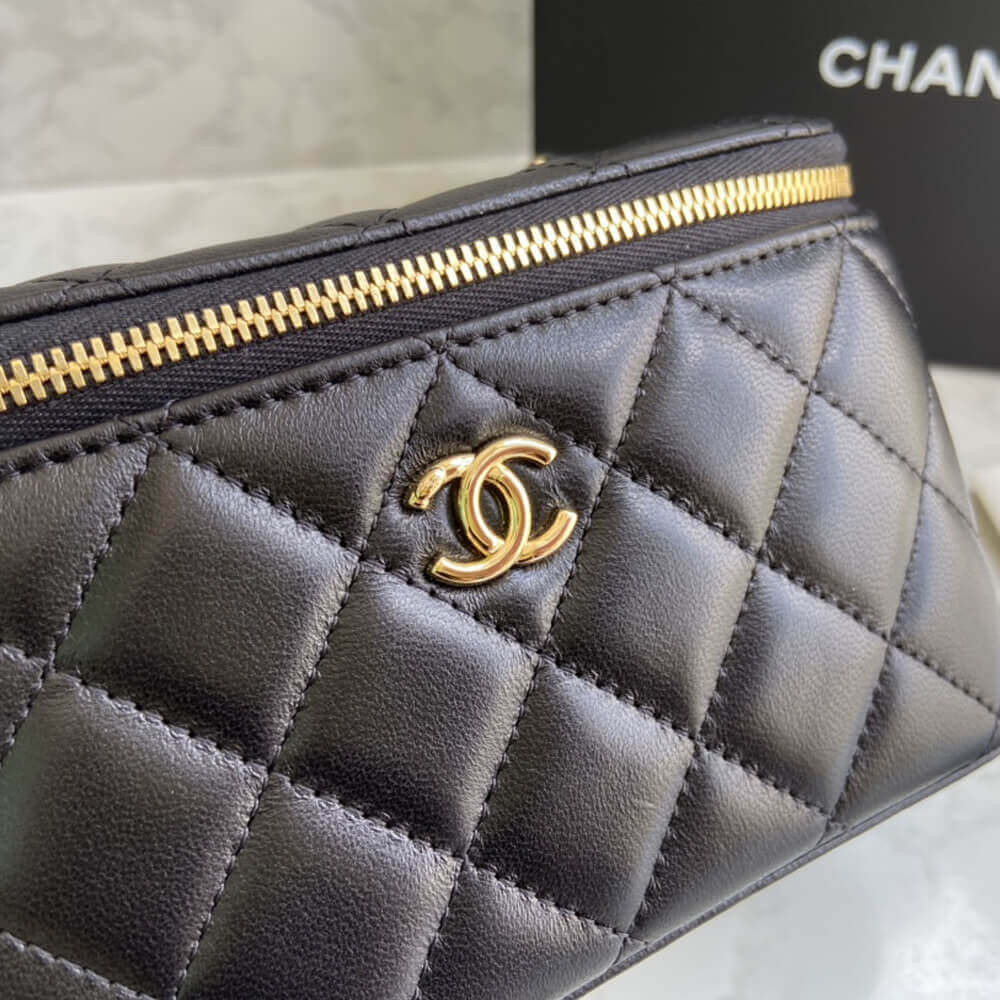Chanel Mini Vanity Case With Chain AP1472