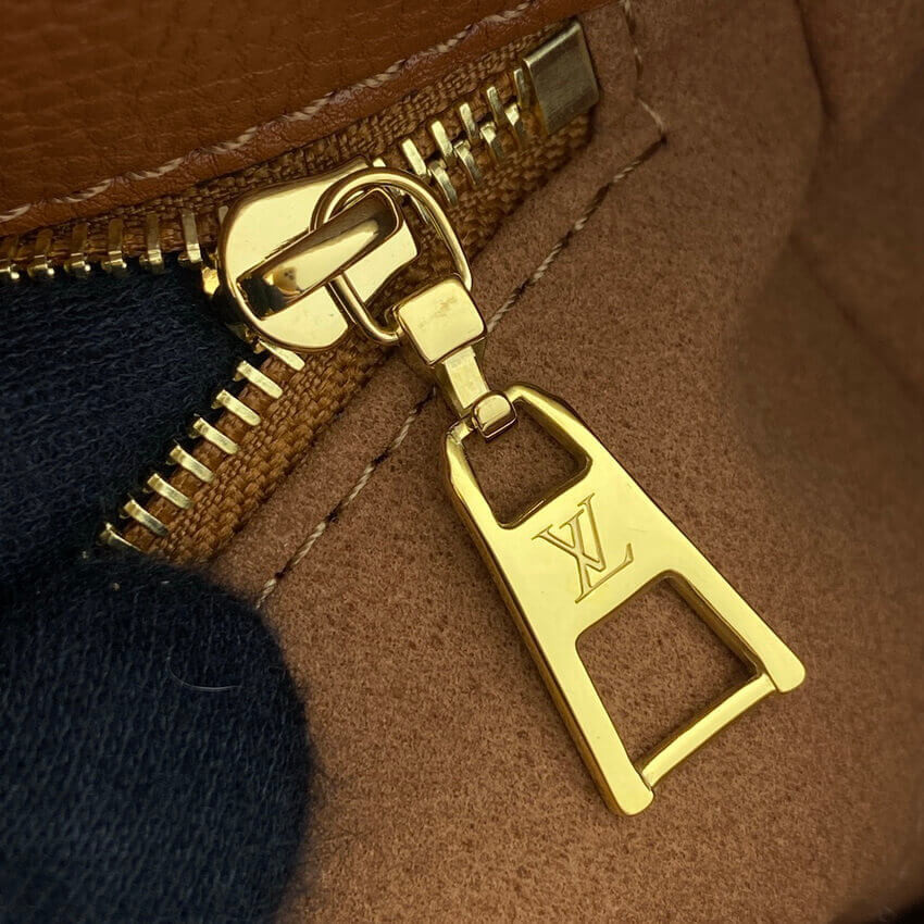 Louis Vuitton On My Side PM M58918 Caramel