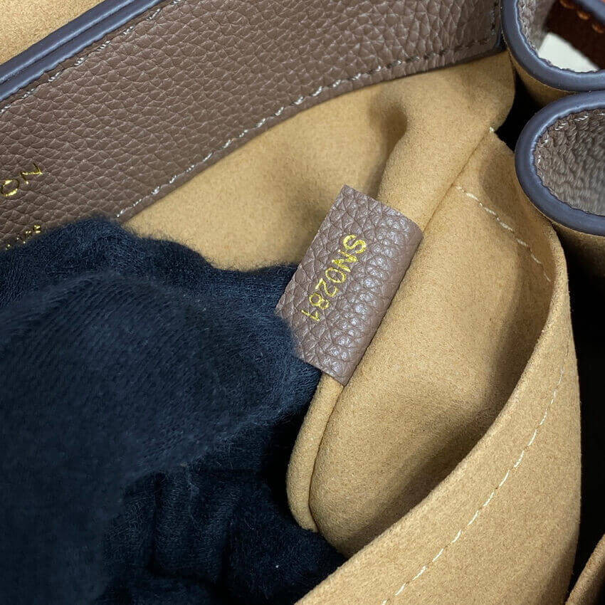 Louis Vuitton Lockme Ever BB M56645 Smokey/Quartz/Caramel