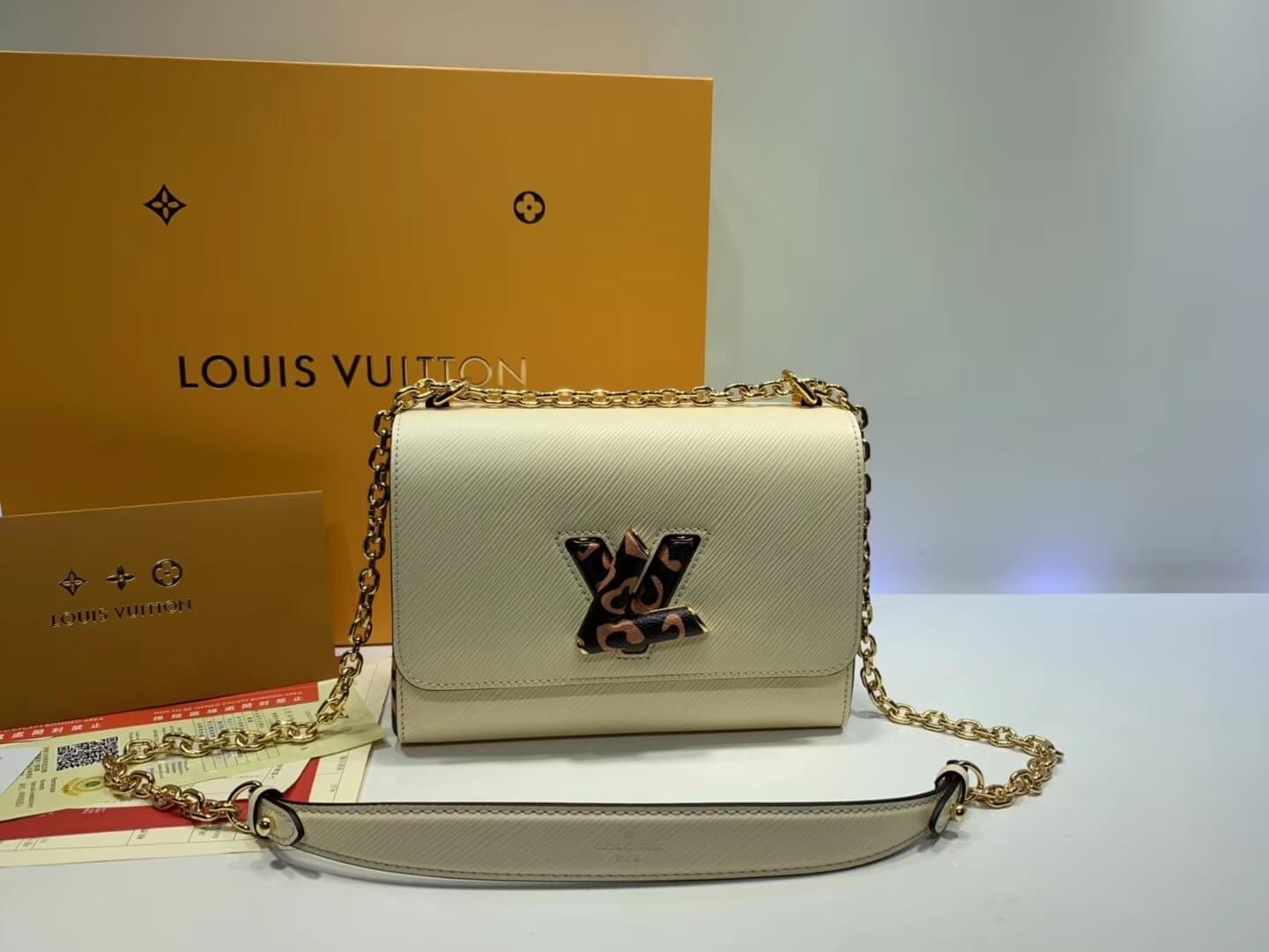 Louis Vuitton Epi Leather Twist MM M53928