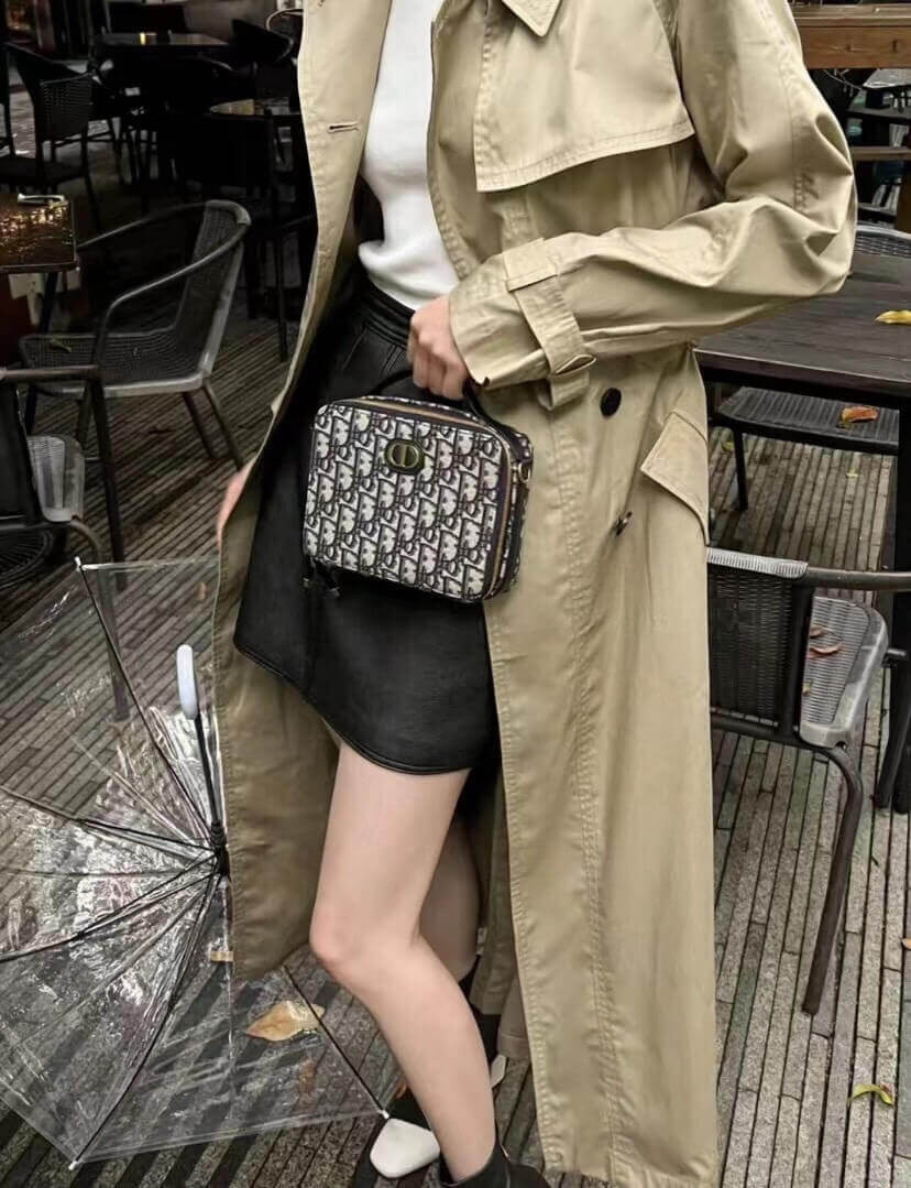 Christian Dior 30 Montaigne Box Bag Blue Oblique Jacquard S2141