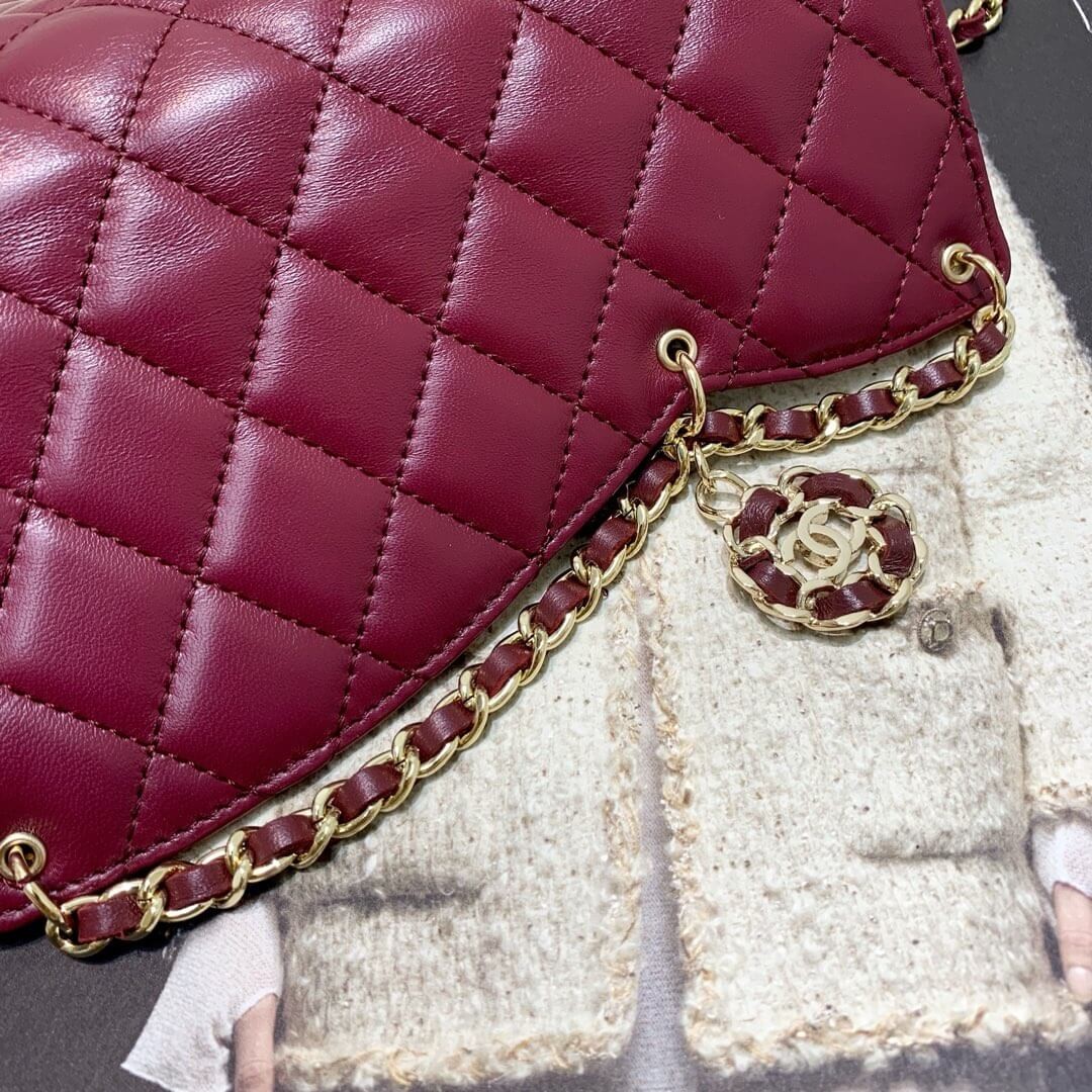 Chanel WOC Chain Flap Bag 86066