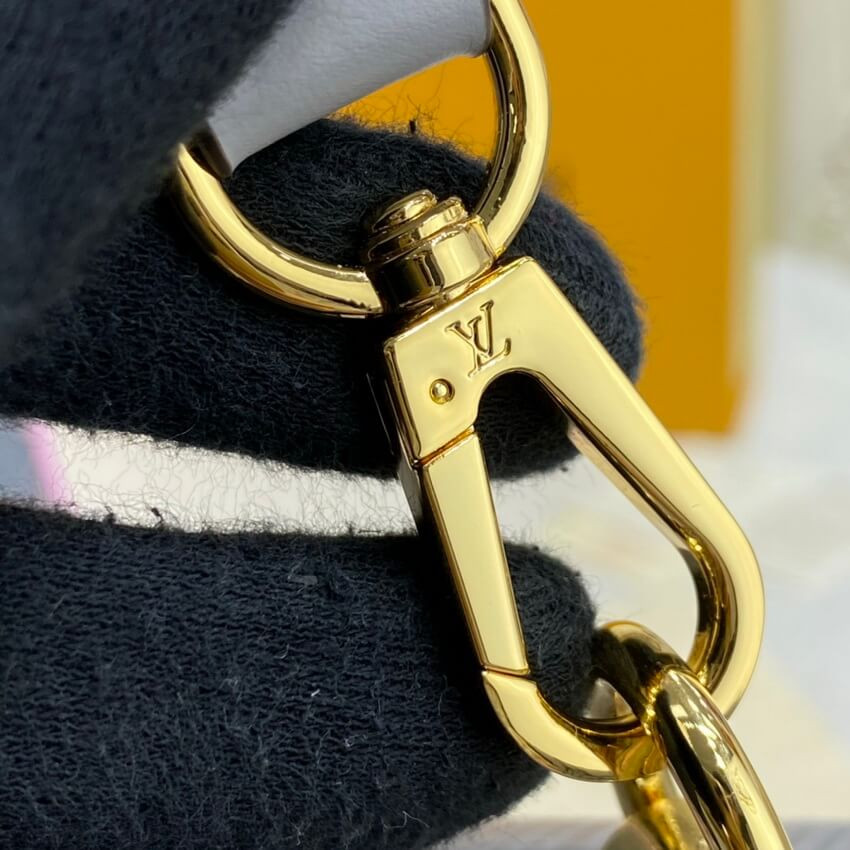 Louis Vuitton Epi Leather Twist MM M58606