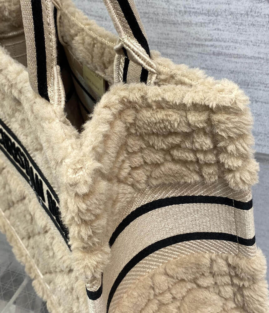 Christian Dior Small Book Tote Beige Cannage Shearling M1265