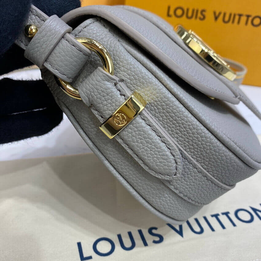 Louis Vuitton LV Pont 9 Soft PM M58728