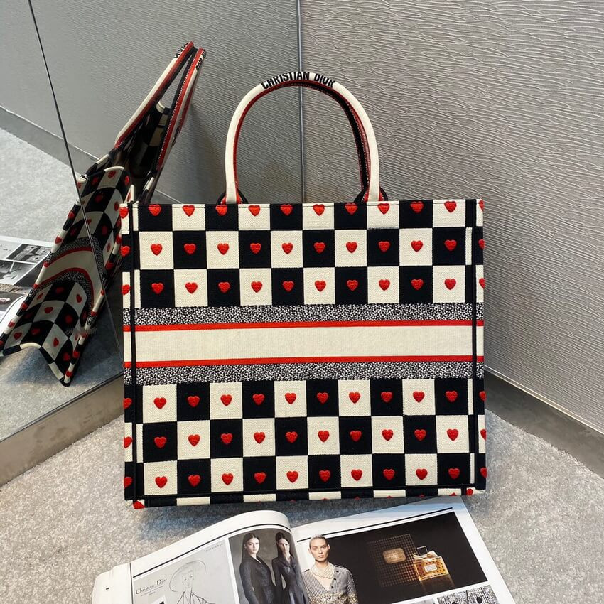 Christian Dior Dioramour Book Tote D-Chess Heart Embroidery M1286
