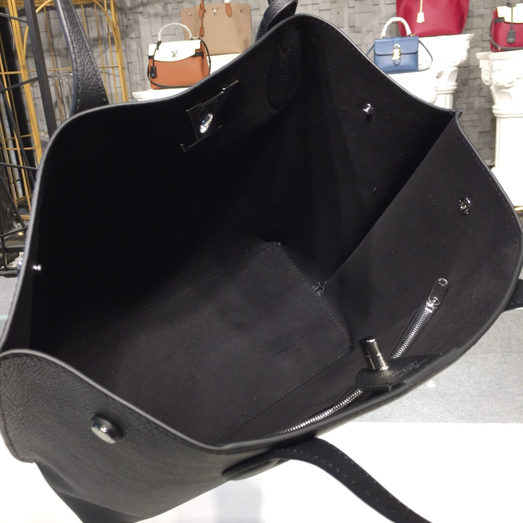 Louis Vuitton Lockme Cabas Go M55028