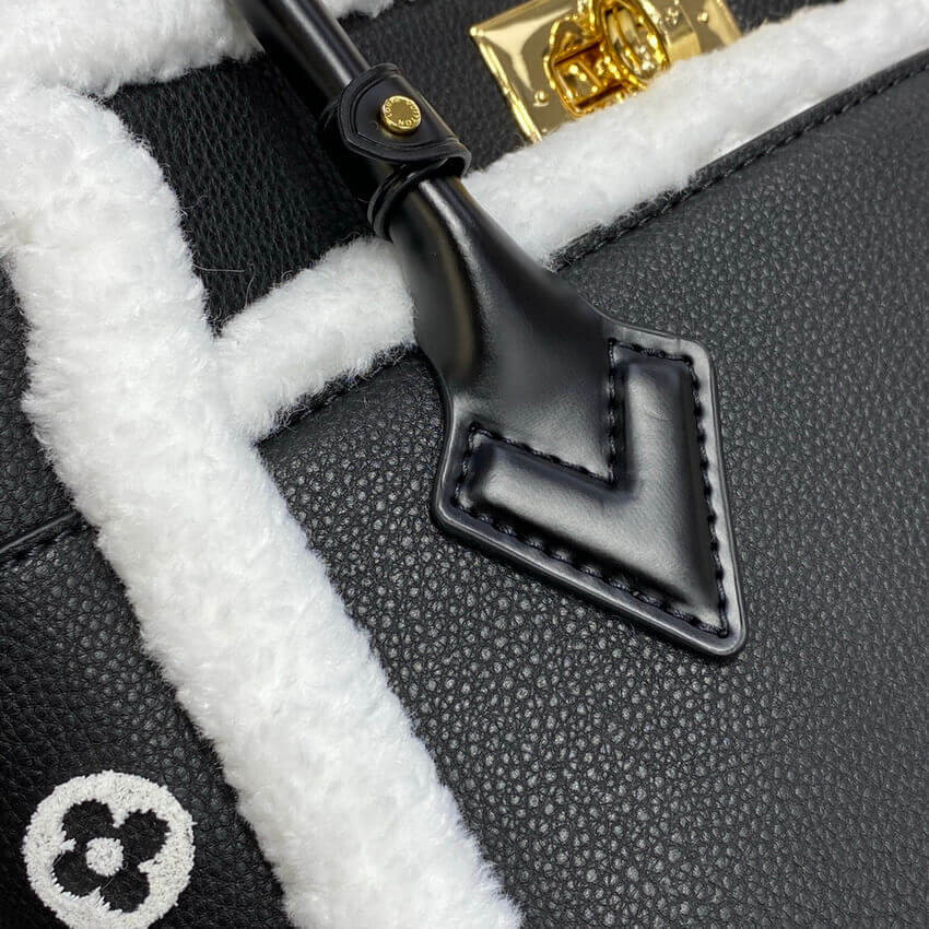 Louis Vuitton On My Side PM M58919 Black
