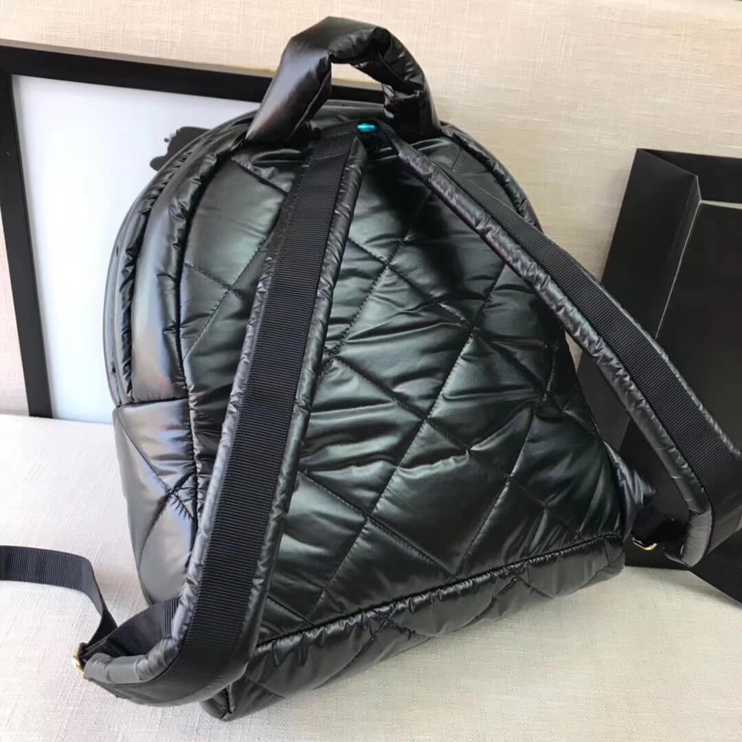Chanel Mixed Fibers Backpack AS1025