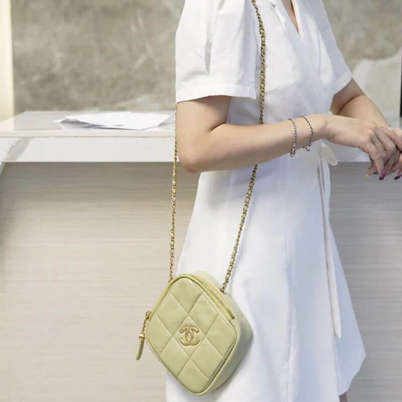 Chanel Small Diamond Bag AS2201 in Lambskin