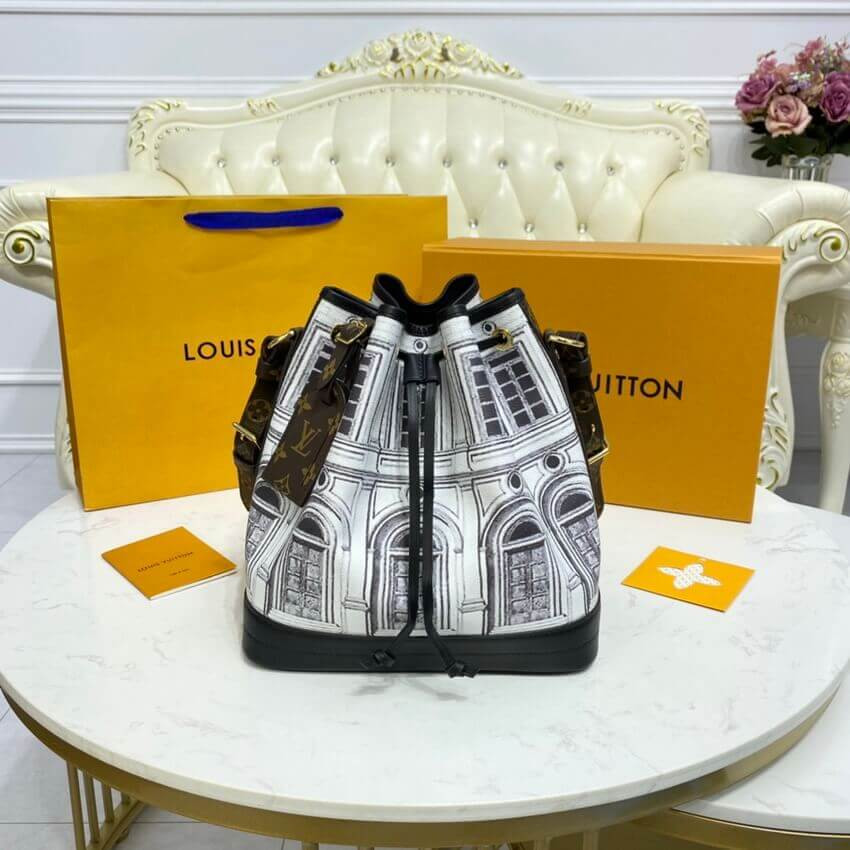 Louis Vuitton Printed Matte Calf Leather Noé MM M59105