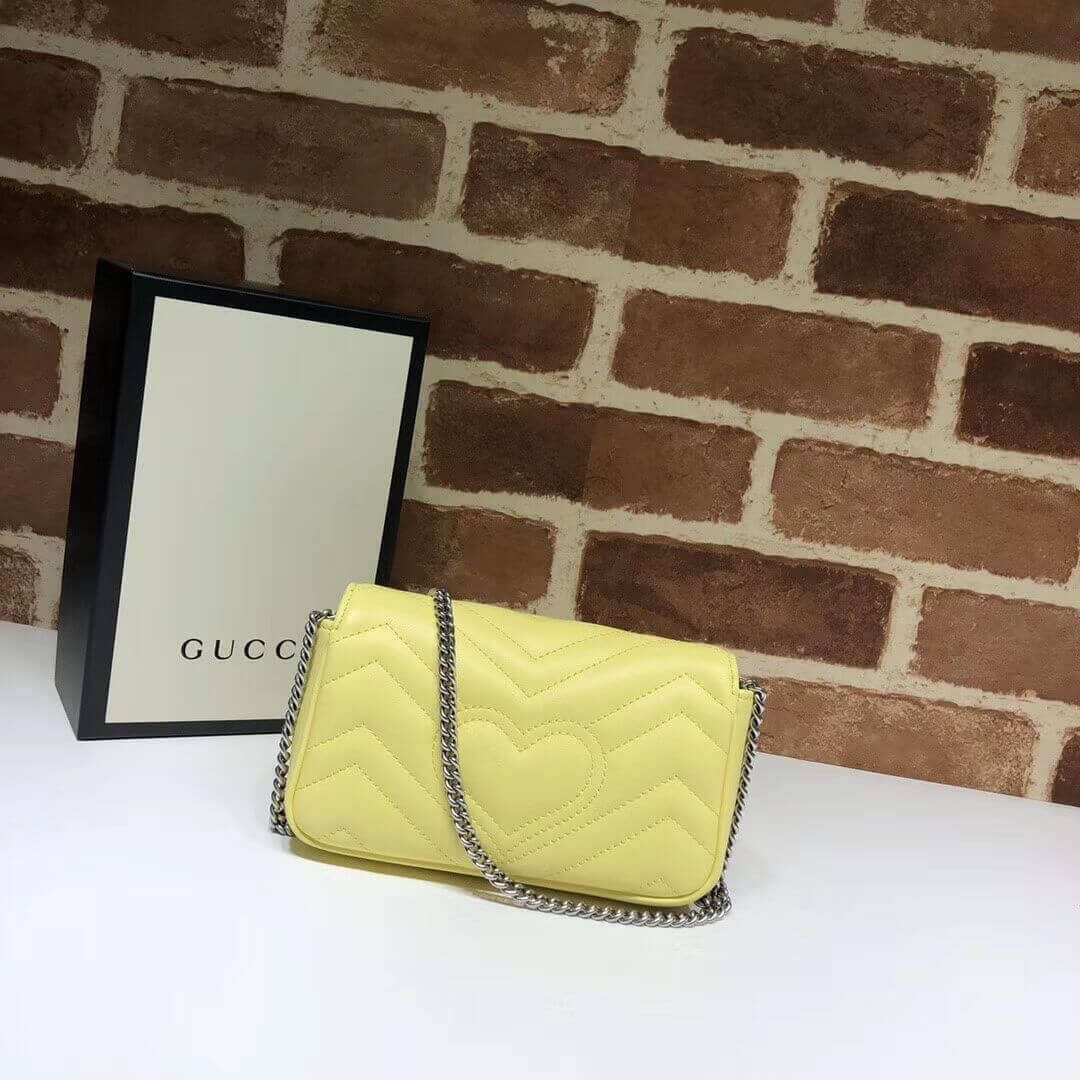 Gucci GG Marmont Matelassé Super Mini Bag 476433
