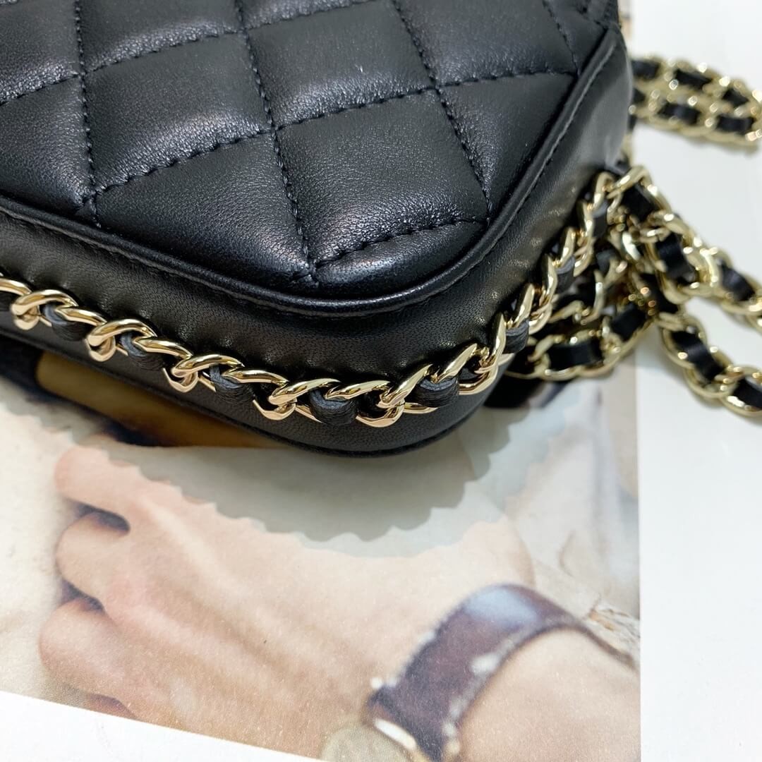 Chanel Chain Bag 86060