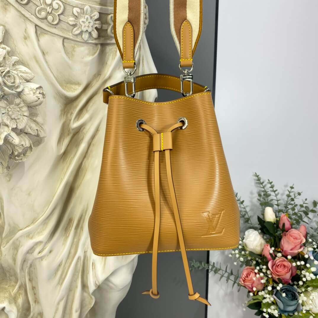 Louis Vuitton Néonoé BB M57691 M57693 M57706