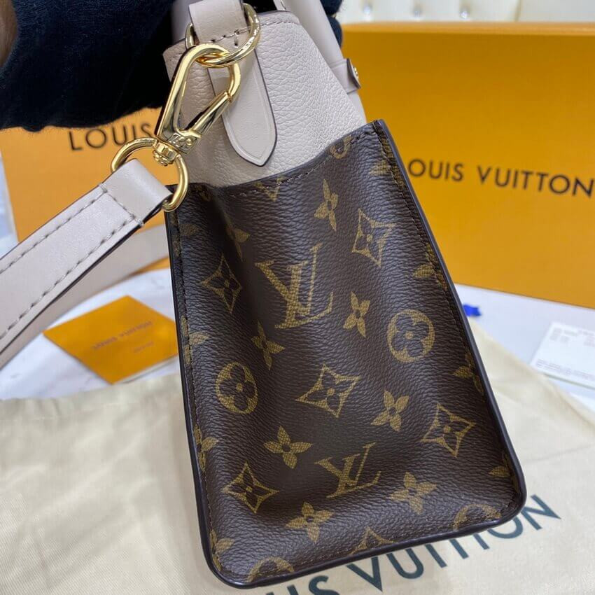 Louis Vuitton On My Side PM M57729 Greige