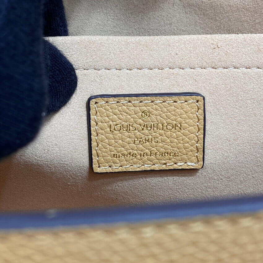 Louis Vuitton MyLockMe Chain Bag M56641