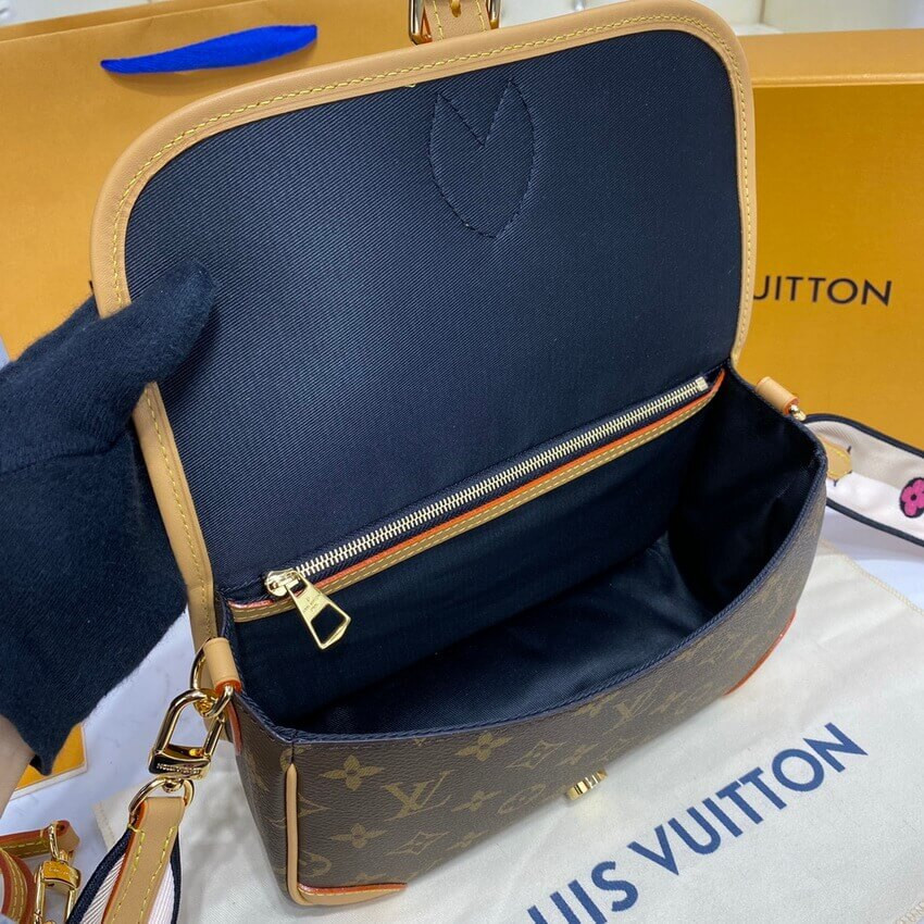 Louis Vuitton Monogram Canvas Diane Bag M45985