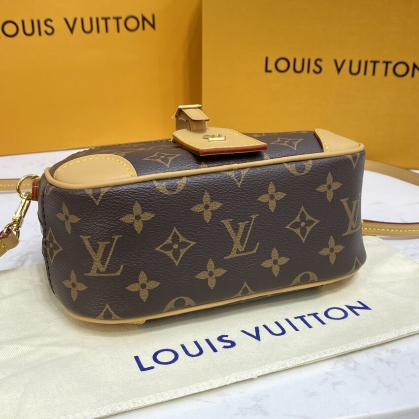 Louis Vuitton Monogram Deauville Mini M45528