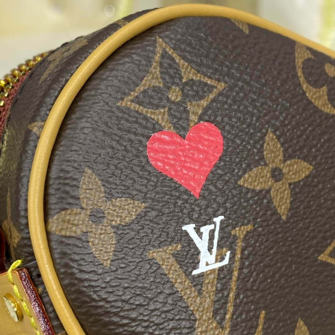 Louis Vuitton Game On Cœur M57456