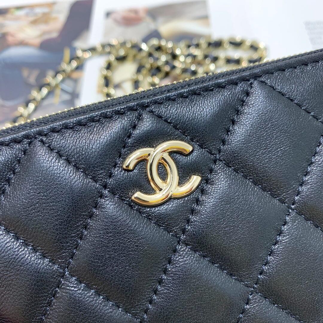 Chanel Chain Bag 86060