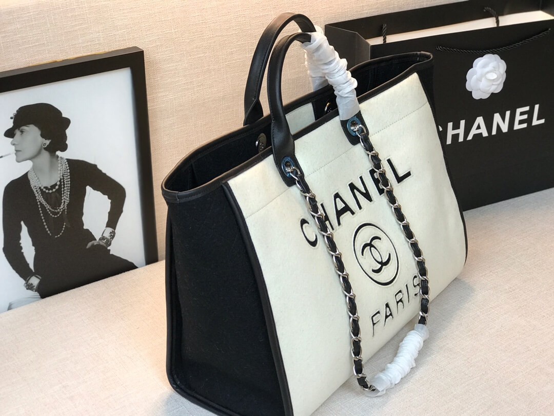 Chanel Large Shopping Bag A93786