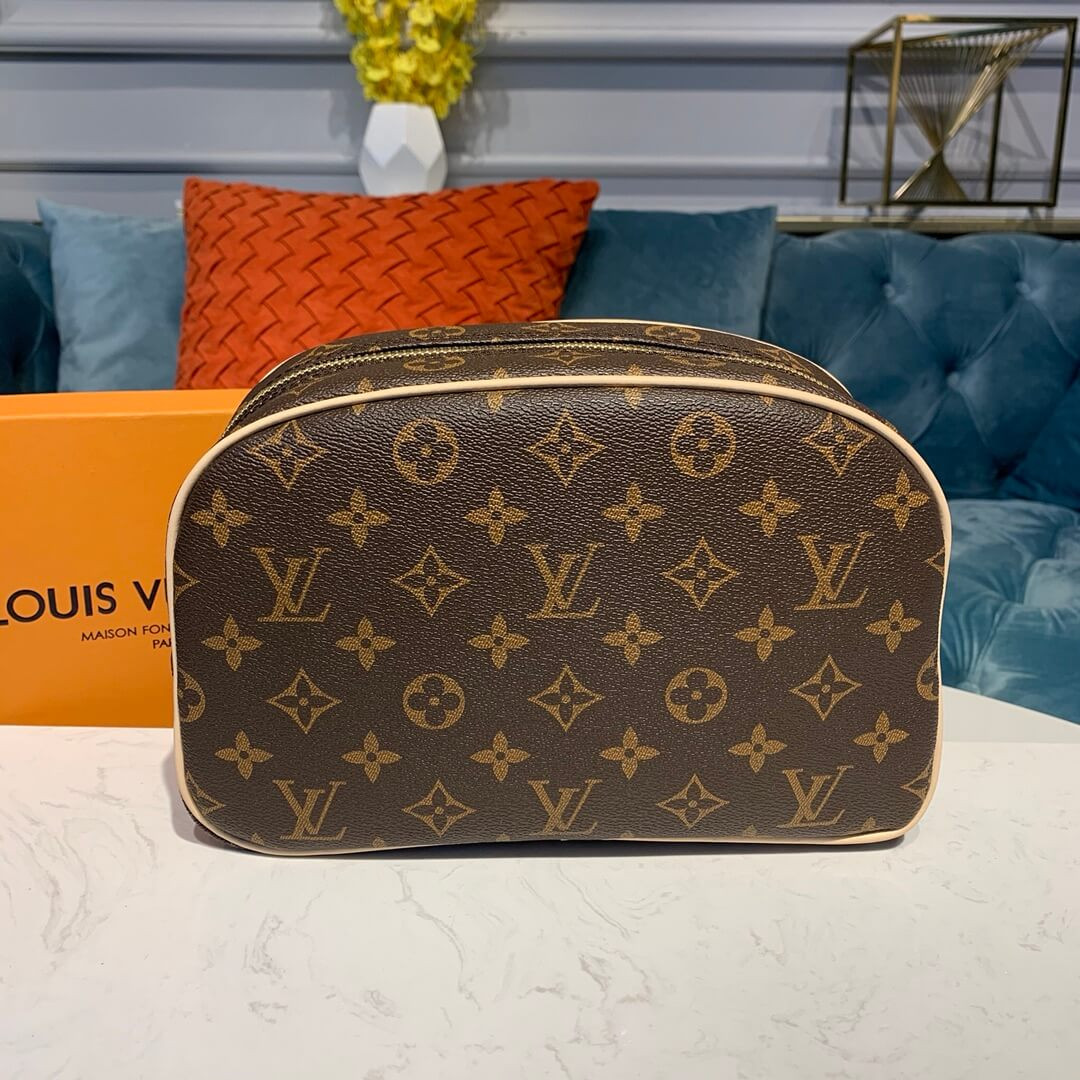 Louis Vuitton Monogram Canvas Toiletry Bag 25 M47527