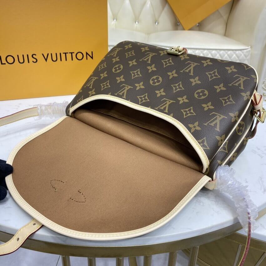 Louis Vuitton Monogram Canvas Saumur MM M40710