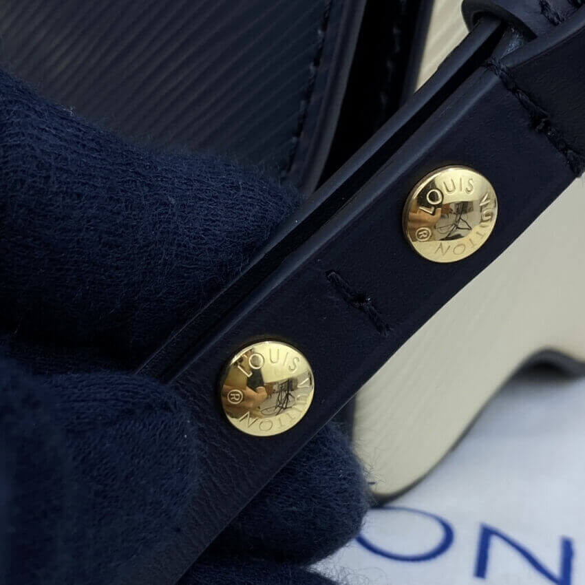 Louis Vuitton Epi Leather Crafty Twist MM M56780 Black