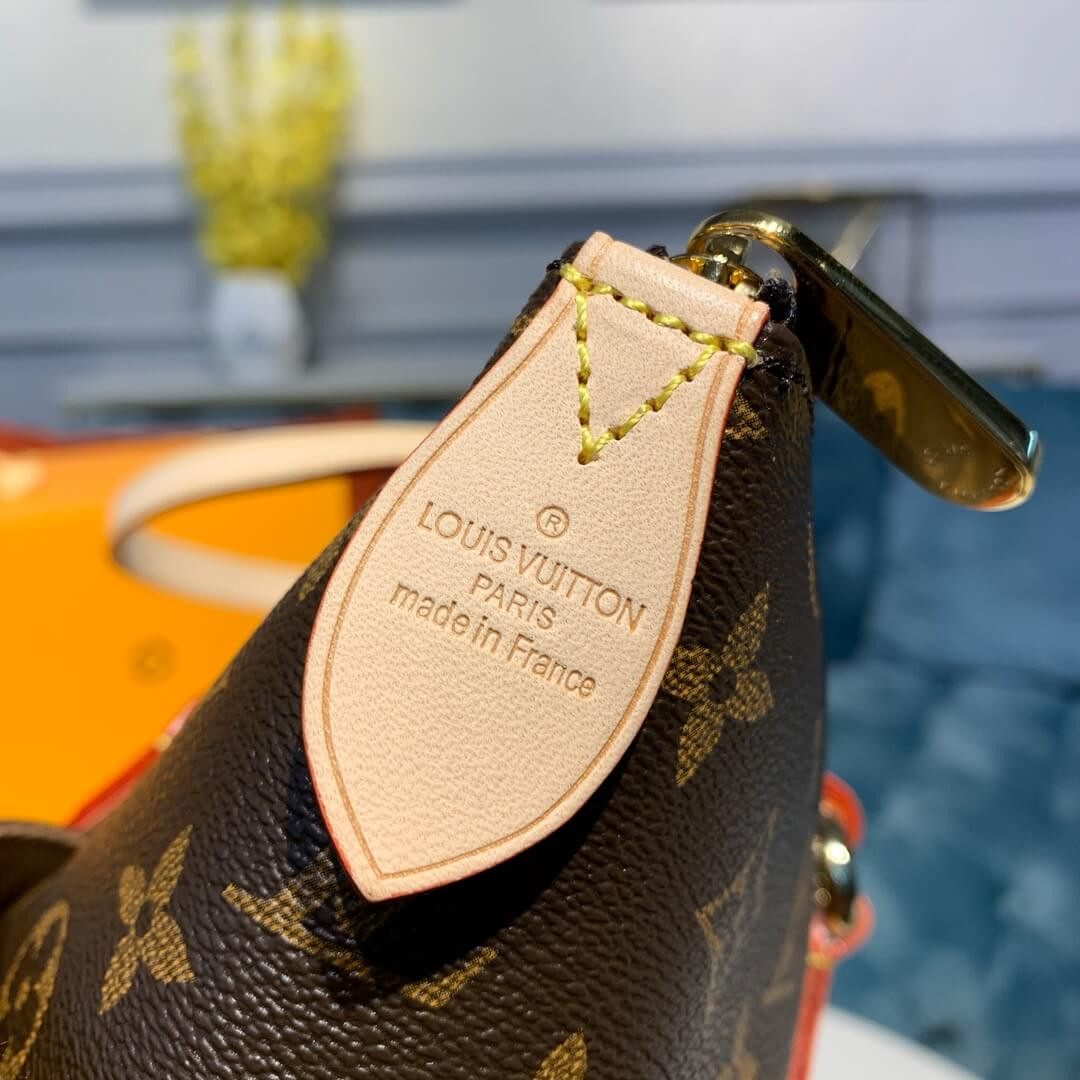 Louis Vuitton Monogram Canvas Totally MM M56689