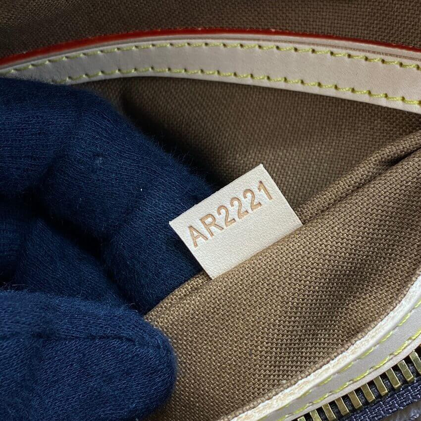 Louis Vuitton Monogram Canvas Carryall M40074