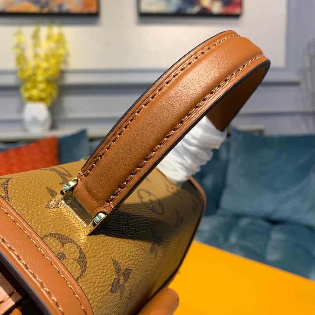 Louis Vuitton Dauphine Backpack M44827