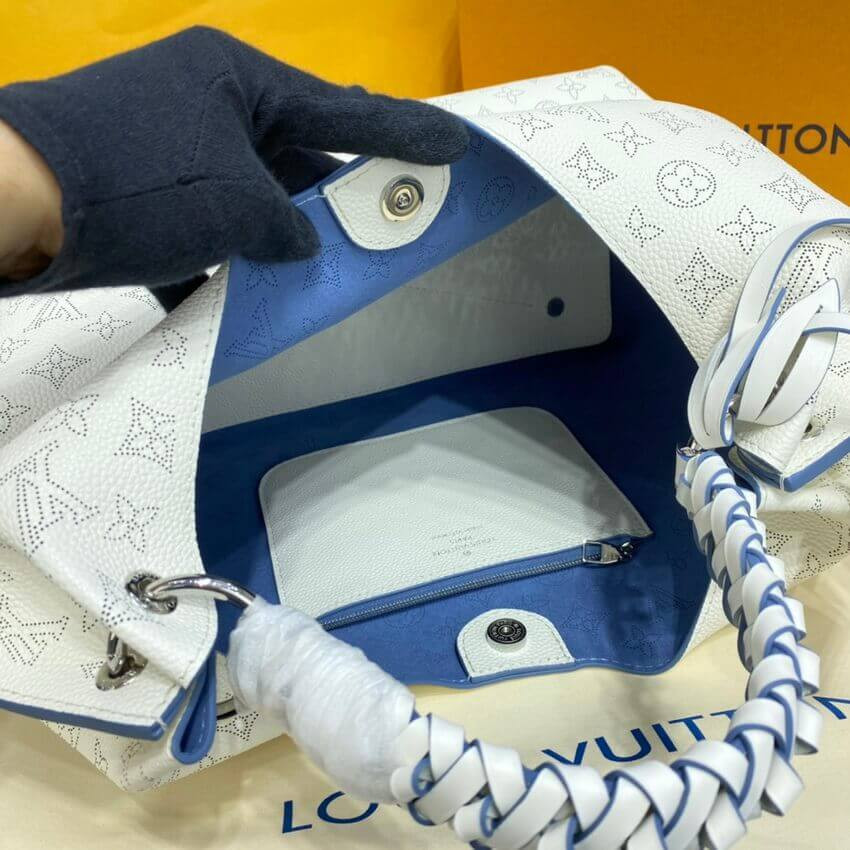 Louis Vuitton Carmel M53188 M52950