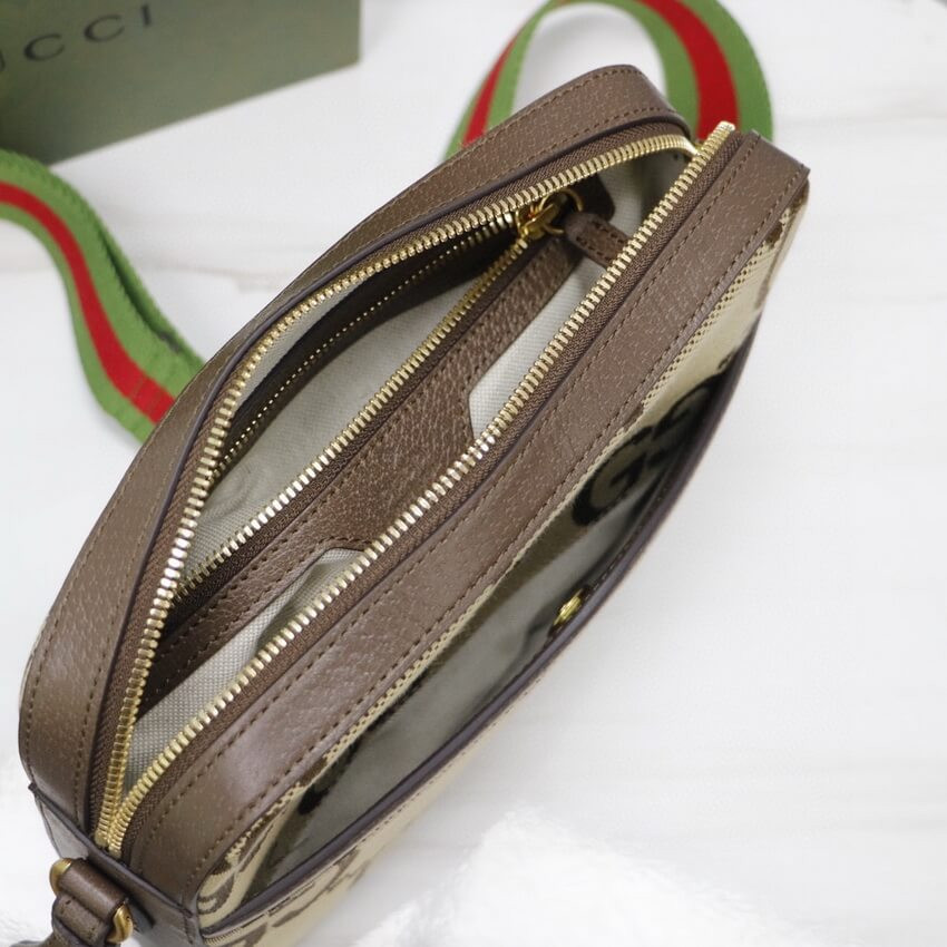 Gucci Messenger Bag With Jumbo GG 675891